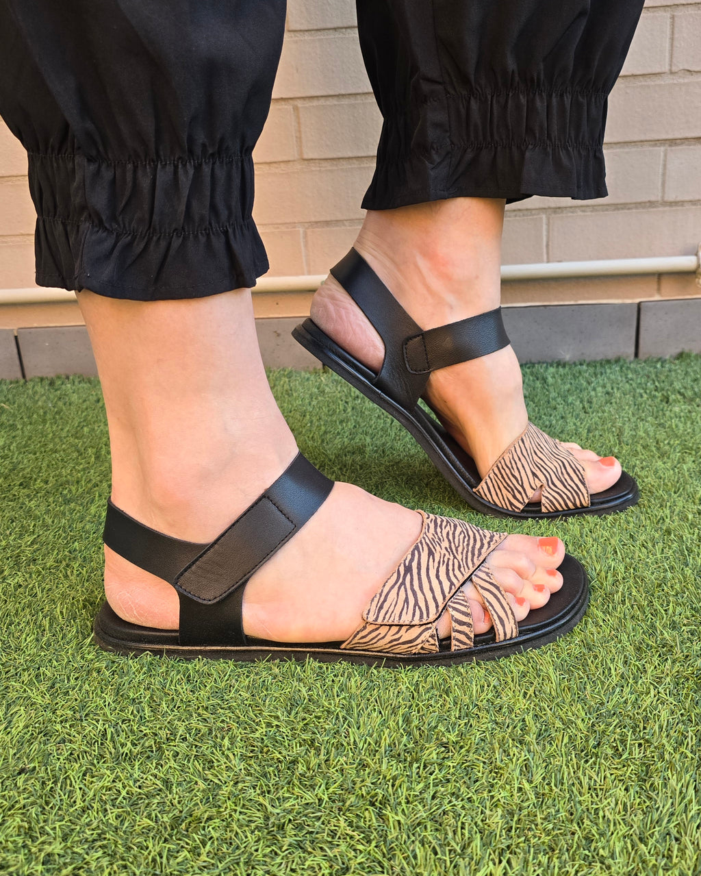ELIA- Sandalias de transición barefoot con drop