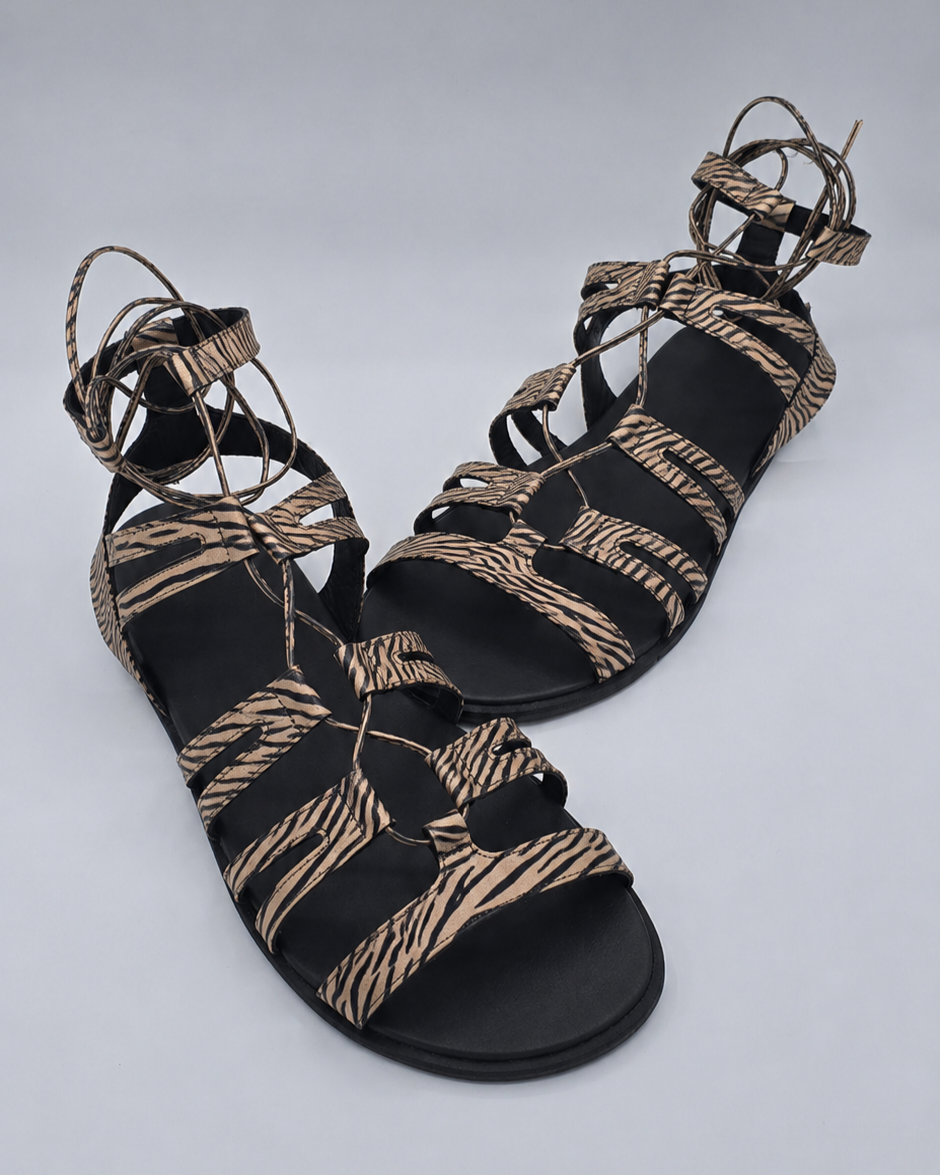 NERE- Sandalias de transición barefoot con drop